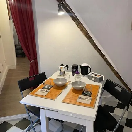 Casa Cimella, Un Nido Nel Cuore Del Porto Antico Cod Citra 010025-lt-2629