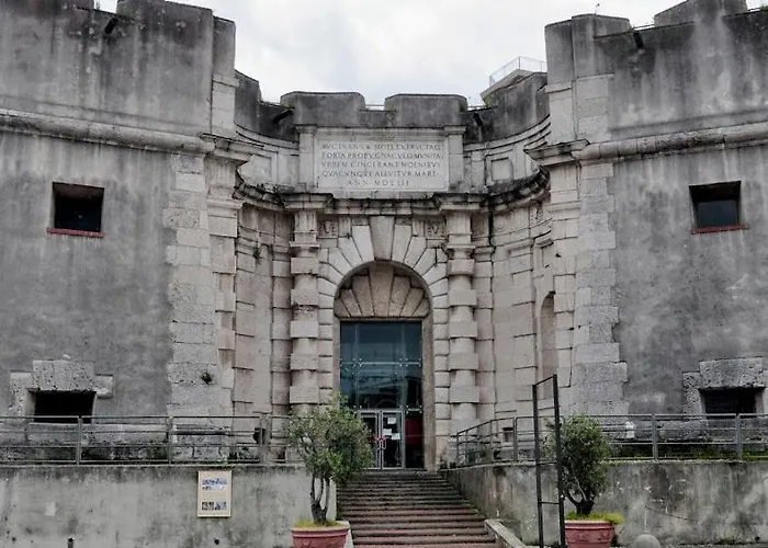 Casa Cimella, Un Nido Nel Cuore Del Porto Antico Cod Citra 010025-lt-2629 Janov